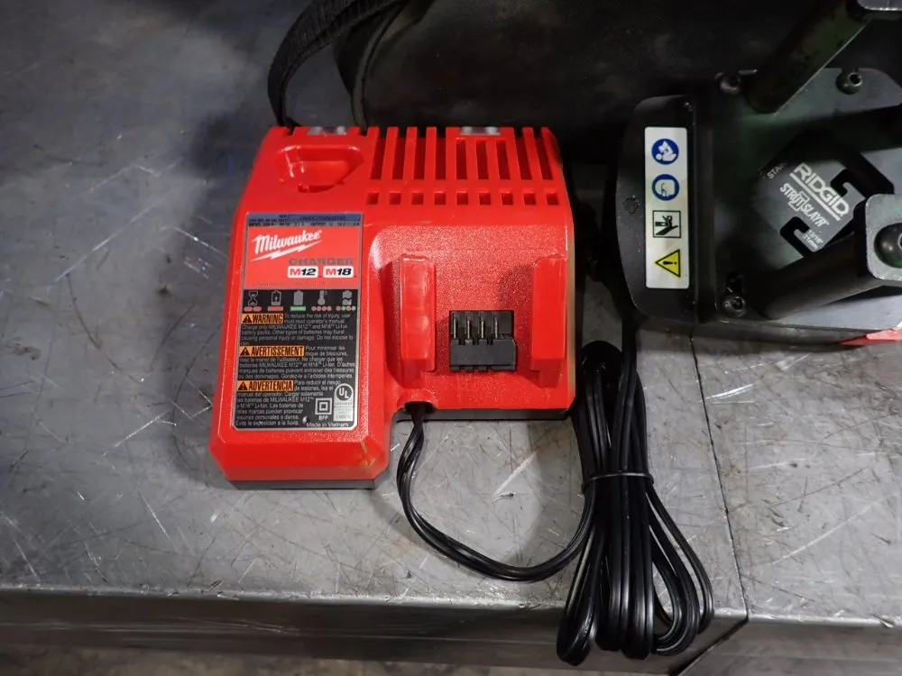 Milwaukee 7200 Lbs. Force Strut Slayer - 2922-20