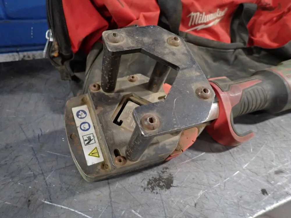 Milwaukee 7200 Lbs. Force Strut Slayer - 2922-20