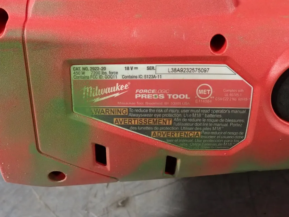 Milwaukee 7200 Lbs. Force Strut Slayer - 2922-20