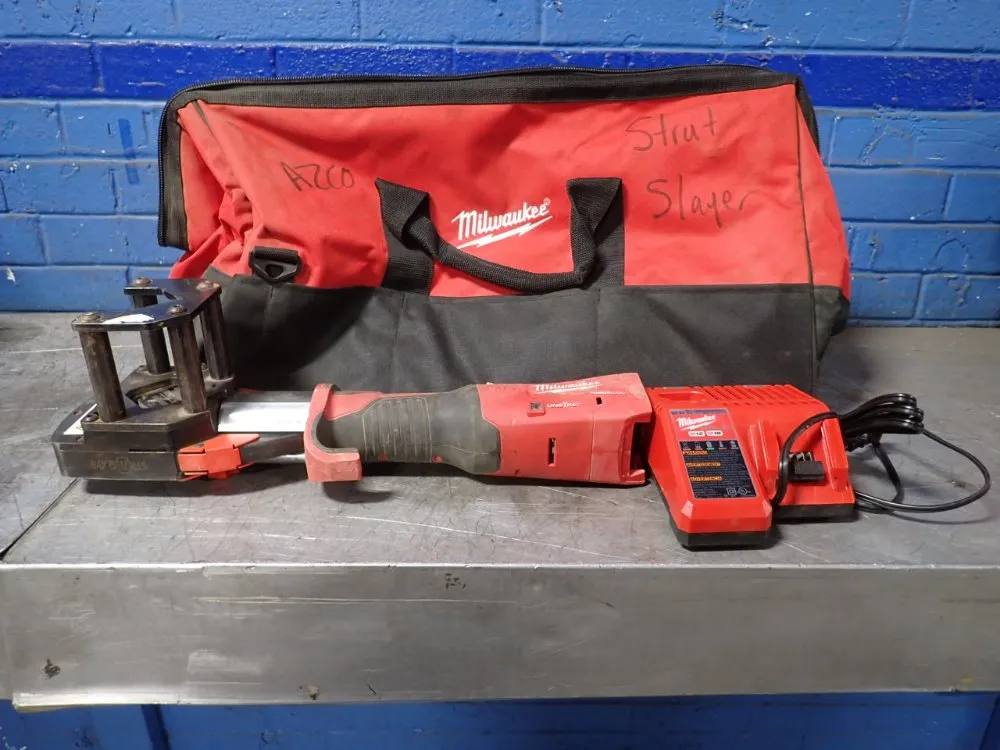 Milwaukee 7200 Lbs. Force Strut Slayer - 2922-20