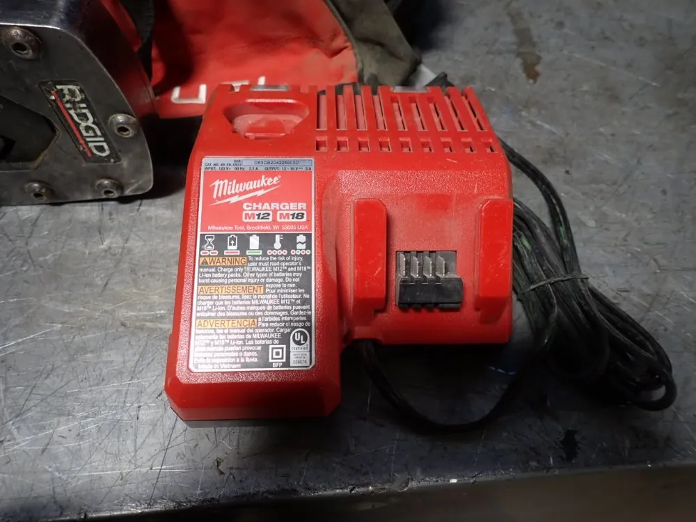 Milwaukee 7200 Lbs. Force Strut Slayer - 2922-20