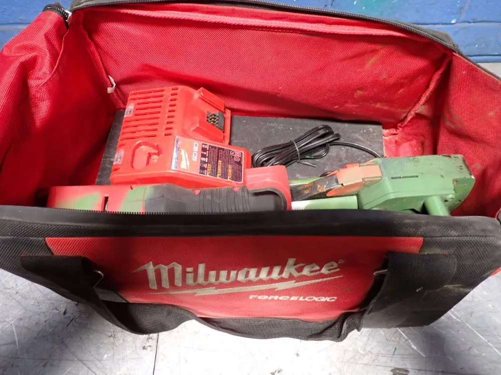 Milwaukee 7200 Lbs. Force Strut Slayer - 2922-20