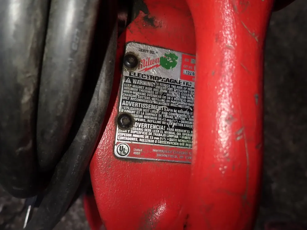 Milwaukee Electric Tool Corp 4" Electromagnetic Drill Press - 4202