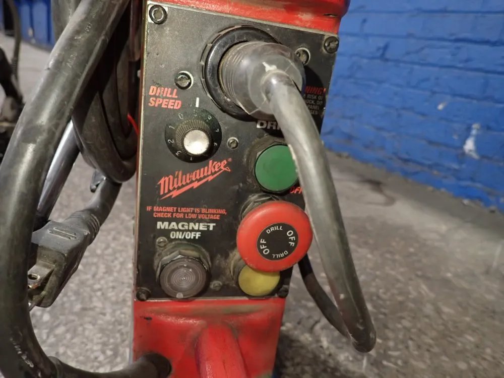 Milwaukee Electric Tool Corp 4" Electromagnetic Drill Press - 4202