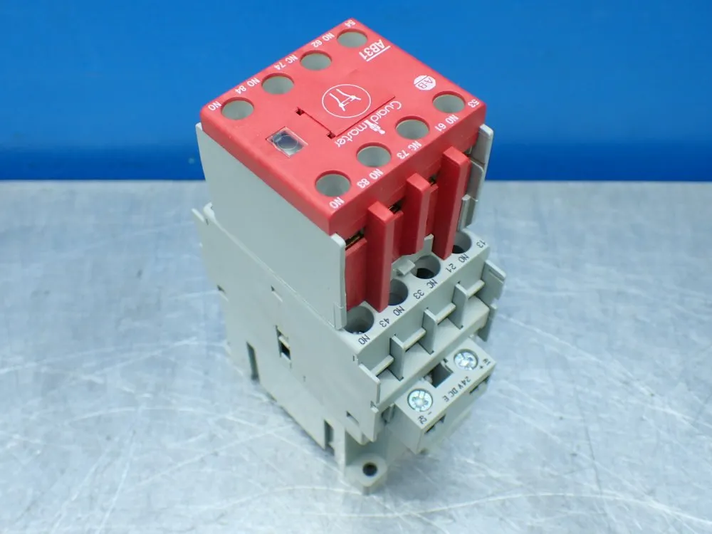 Allen-bradley Safety Control Relay. - 700s-cfb620ejc