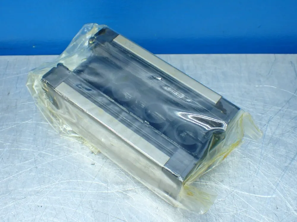 Thk 34mm Rail, 70mm Wide X 122mm Long Linear Caged Ball Carriage For Profile Rail - Shs35v1ss(gk) Block