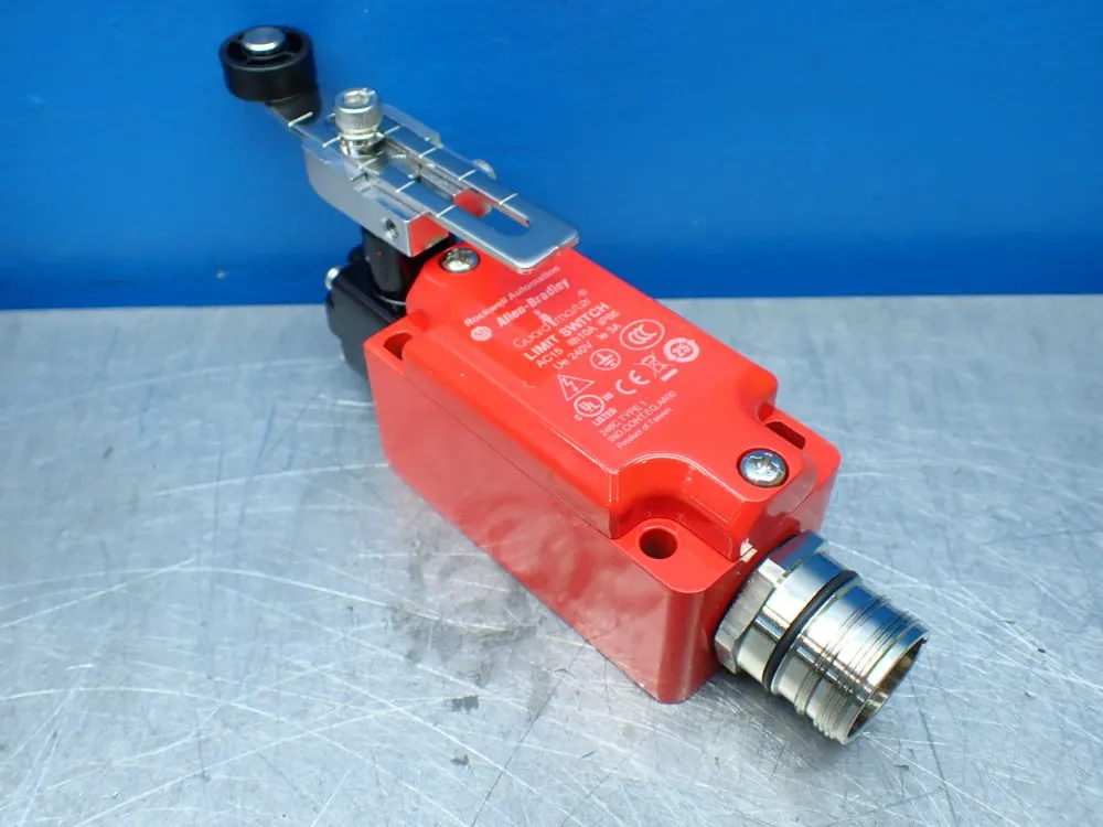 Allen-bradley Adjustable Roller Type Limit Switch - 440p-malb22m9