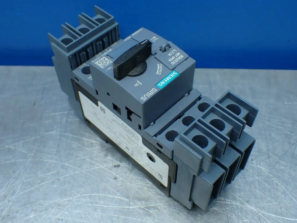 Siemens Motor Protection Circuit Breaker - 3rv2811-1cd10