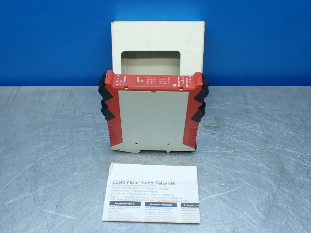 Allen-bradley Guardmaster Safety Relay. - 440r-em4r2