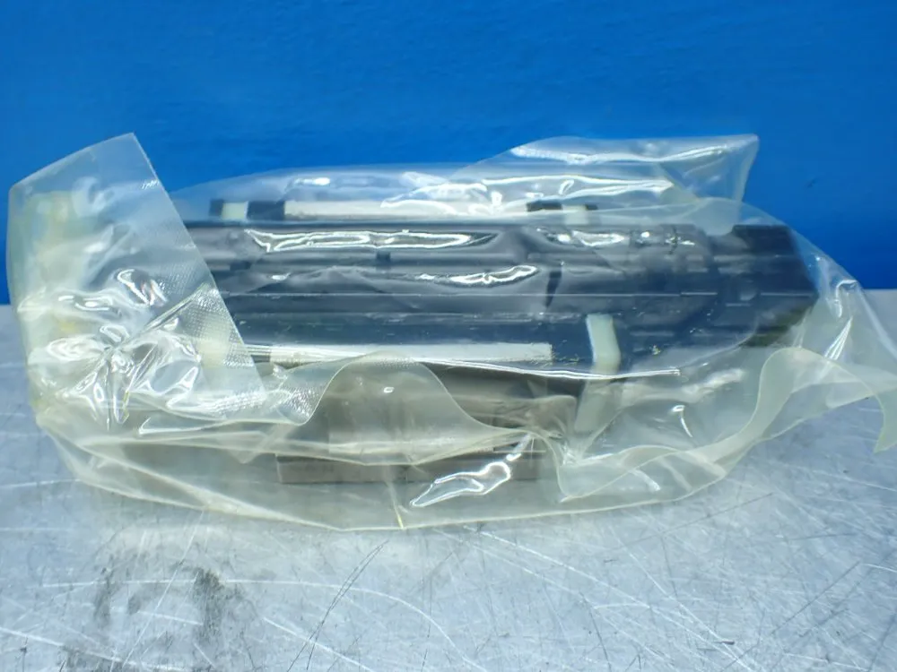 Nsk 20 Mm Rail Size, 69.8 Mm Wide Linear Guide Standard Ball Carriage Profile Rail - Nah20emz