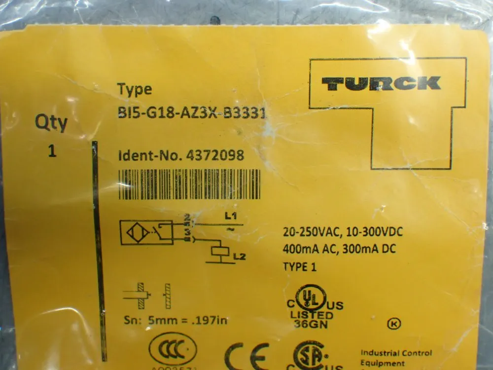 Turck 2 Inductive Proximity Sensors. - Bi5-g18-az3x-b3331