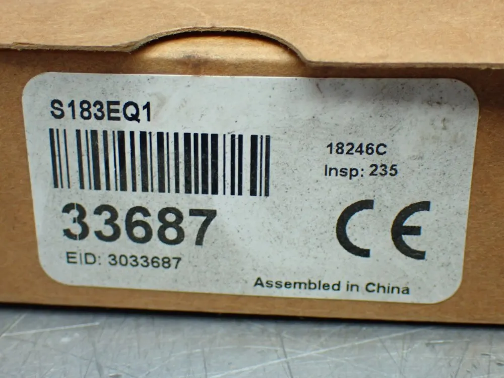 Banner Epoxy Encapsulated Barrel-mount Photoelectric Sensor - S183eq1