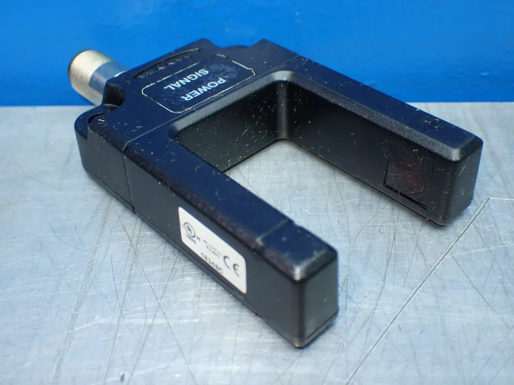 Banner 30mm Slot Sensor. - Slo30vb6yq