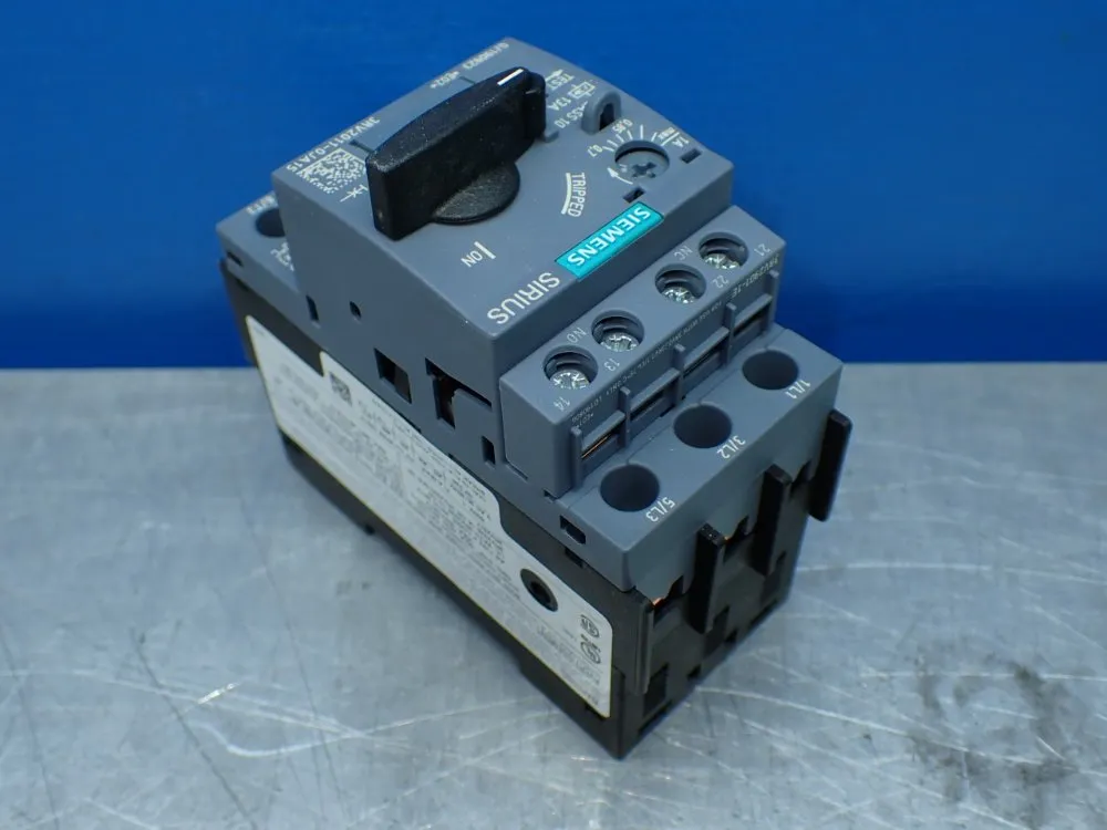 Siemens Thermal-magnetic Motor Protection Circuit Breaker - 3rv2011-0ja15