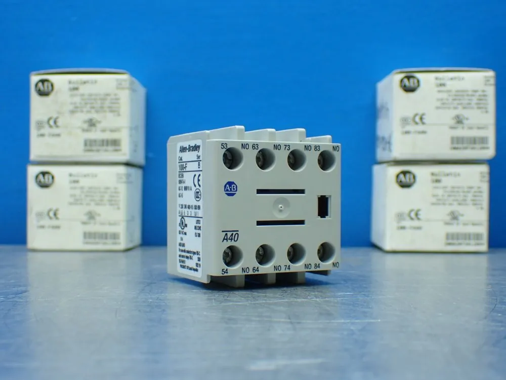 Allen-bradley 4 Auxiliary Contacts - 100-fa40
