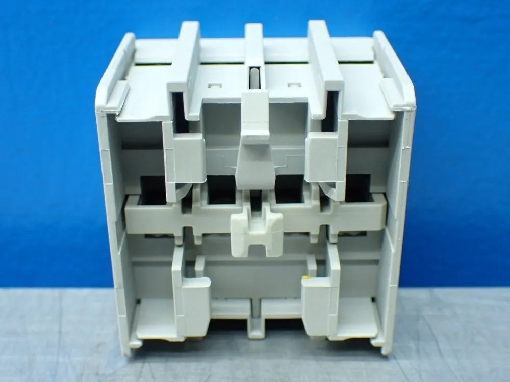 Allen-bradley 4 Auxiliary Contacts - 100-fa40