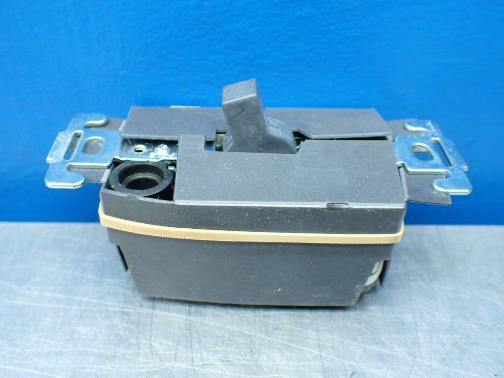 Allen-bradley 1hp Manual Motor Starter - 600-tox5