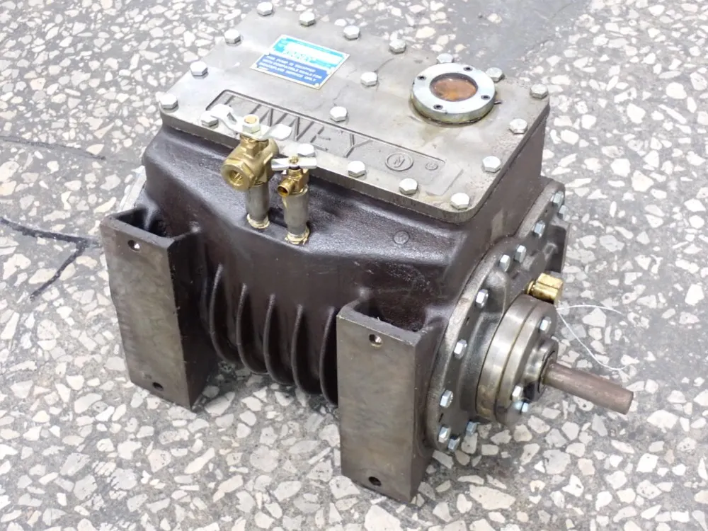 Kinney Vacuum Pump - Kc15d-s006