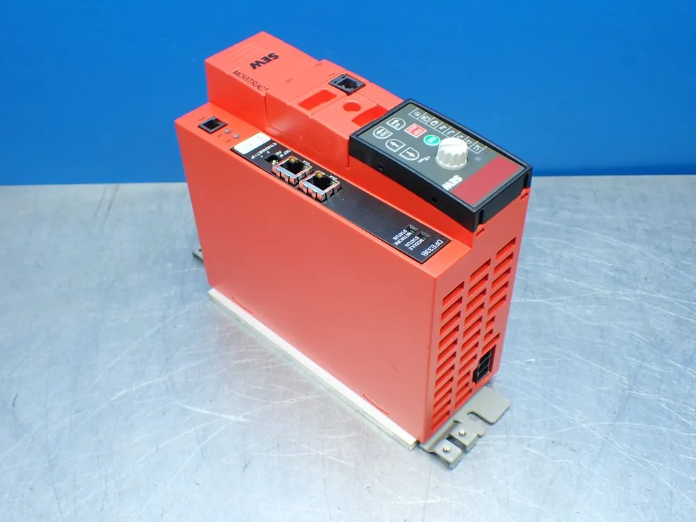 Sew Eurodrive Movitrac B Ac Servo Drive. - Mc07b0008-5a3-4-so