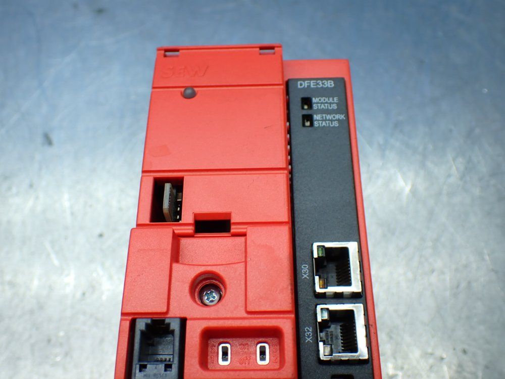 Sew Eurodrive Movitrac B Ac Servo Drive. - Mc07b0008-5a3-4-so