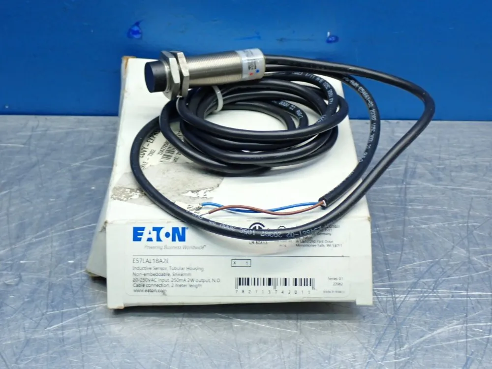 Eaton E57-series Inductive Proximity Sensor - E57lal18a2e