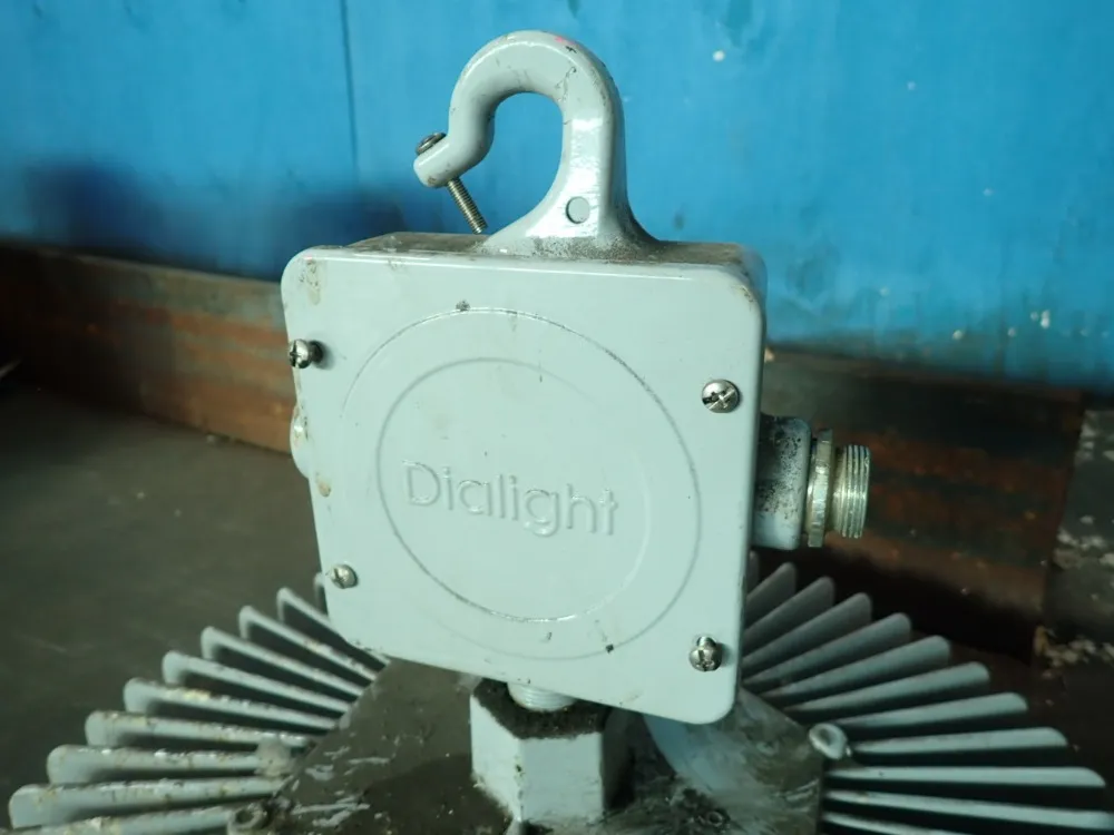Dialight 144w Led Light - Hfu1mc4knhnng