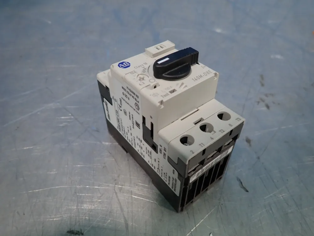 Allen Bradley Circuit Breaker - 140m-d8e-c10