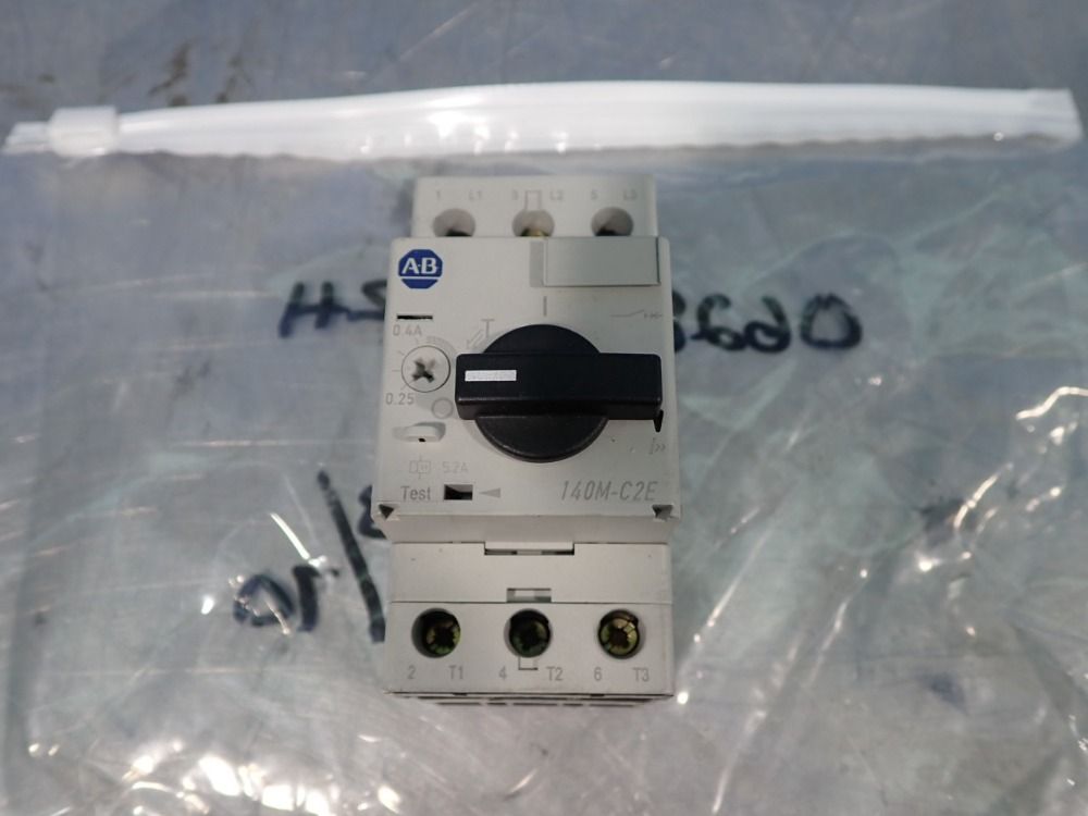 Allen Bradley Circuit Breaker - 140m-c2e-a40