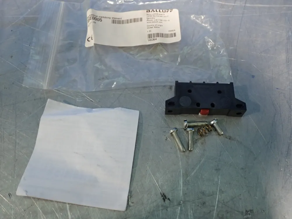 Balluff Lot Of 2 Mechanical Switch - Bse0005