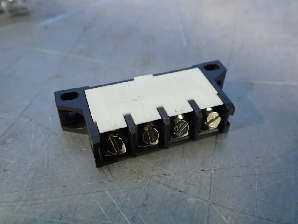 Balluff Lot Of 2 Mechanical Switch - Bse0005