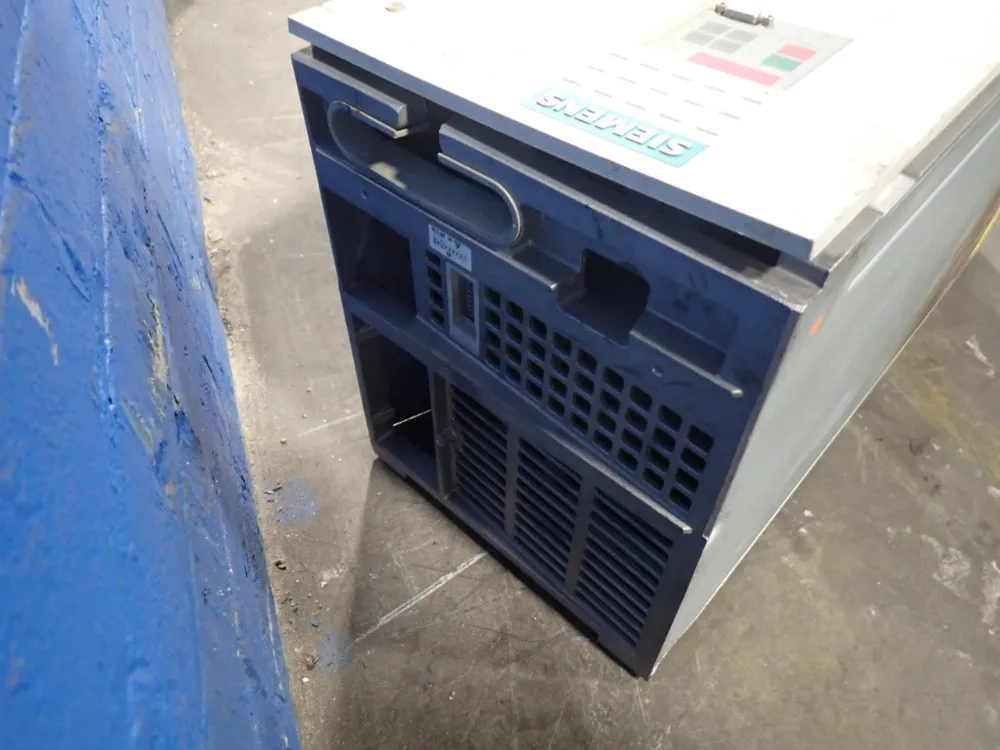 Siemens Ac Drive - 6se7023-8td61-z