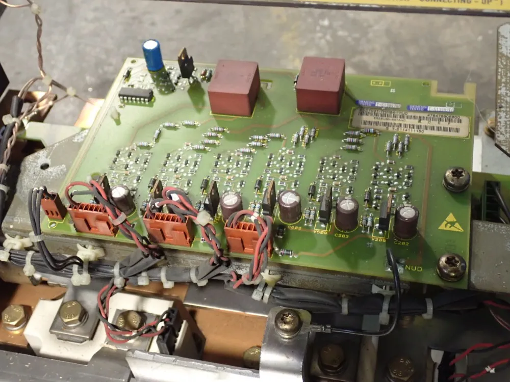 Siemens Vector Control Converter Chassis Unit - 6se7032-6eg6o-z