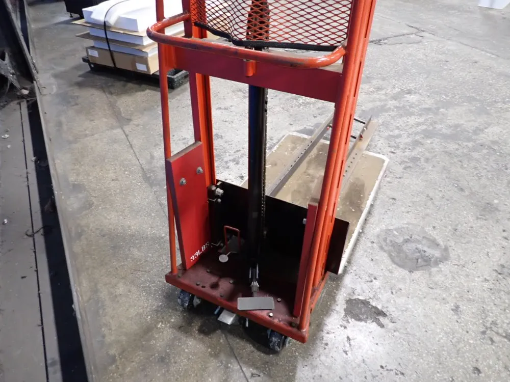 Wesco 1000 Lbs Stacker - Espl-60-2424