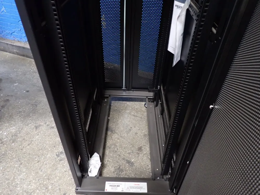 Black Box 21" X 39" X 76" Server Cabinet - Rm2540a