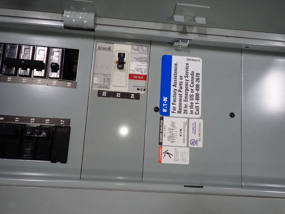 Eaton Panelboard - Jezb2060r