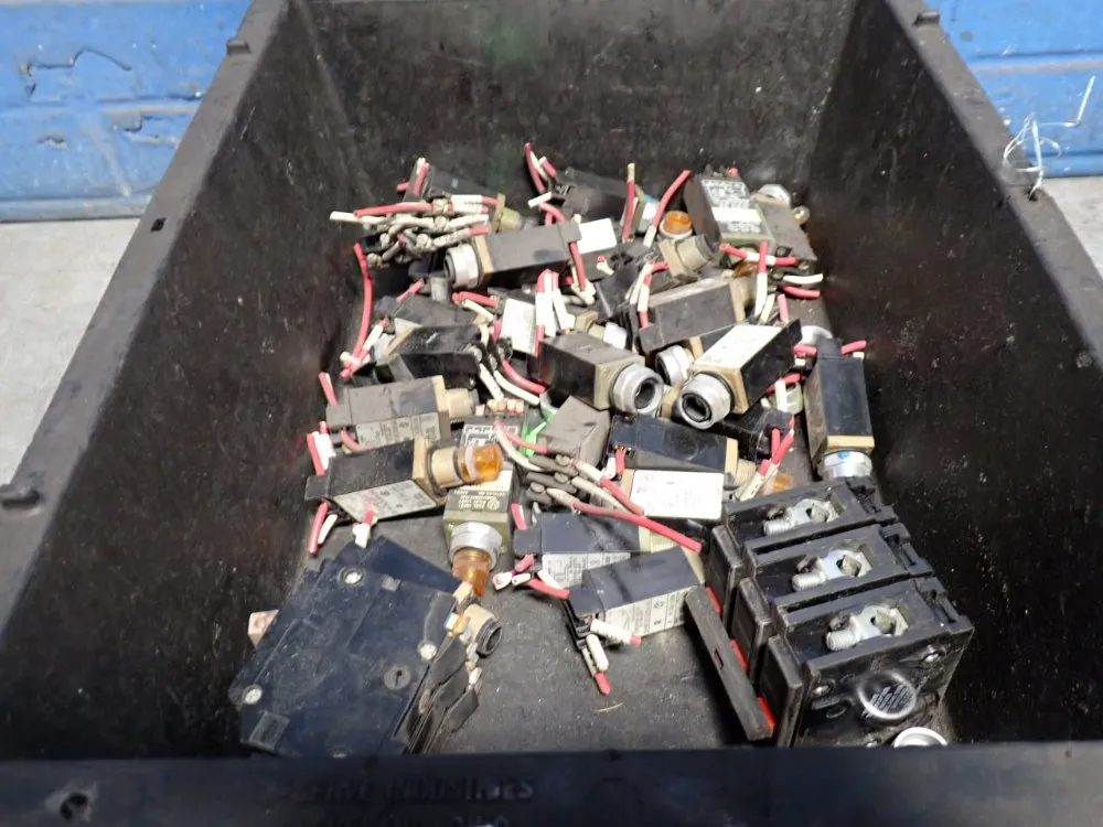 Allen-bradley, Cuttler-hammer Misc. Hardware