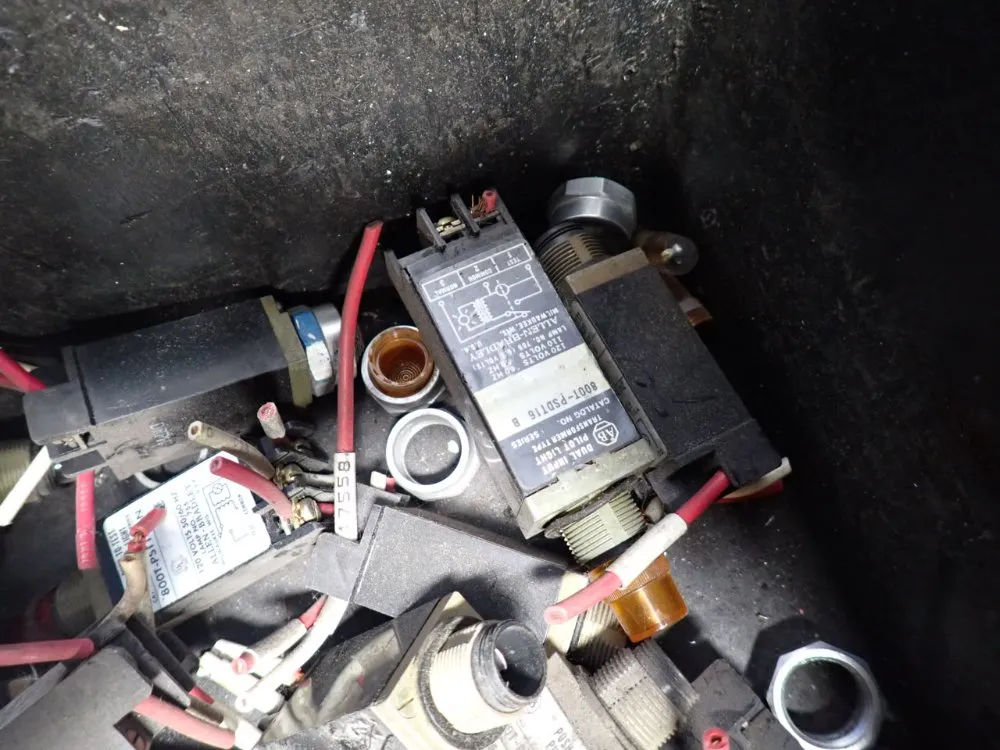 Allen-bradley, Cuttler-hammer Misc. Hardware