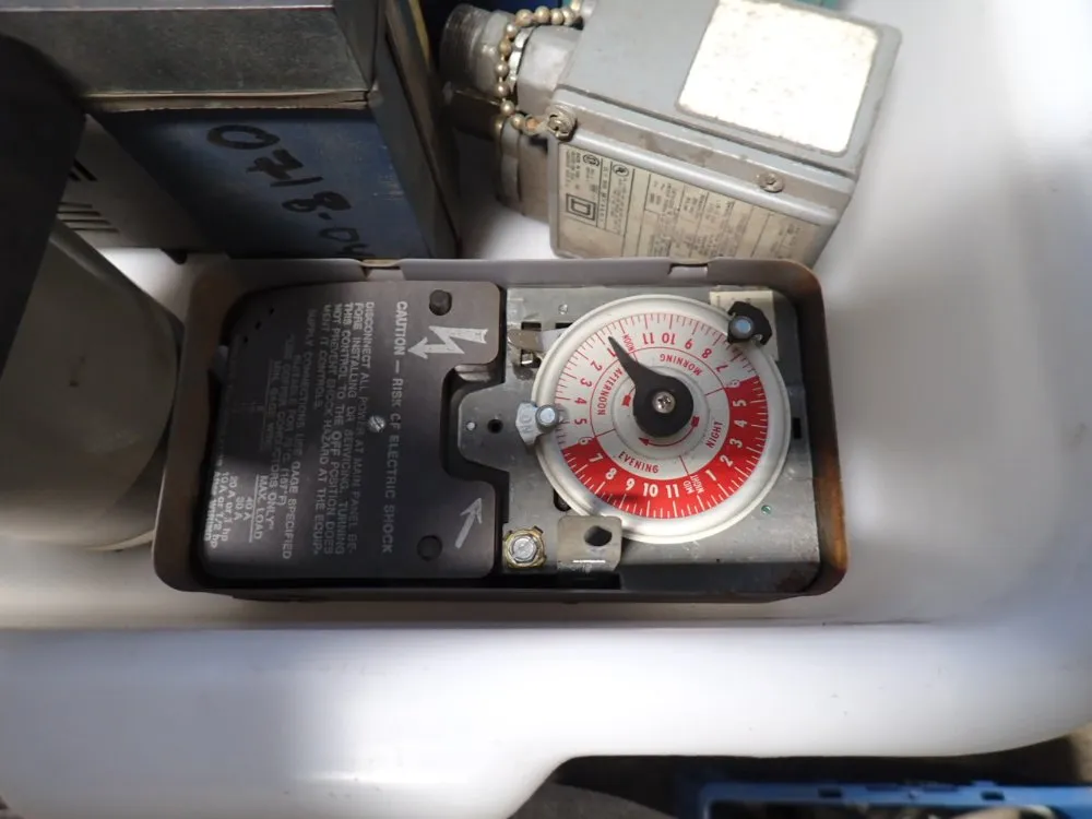 Atc, Amf, Square D, Honeywell, Dynisco Misc. Equipment