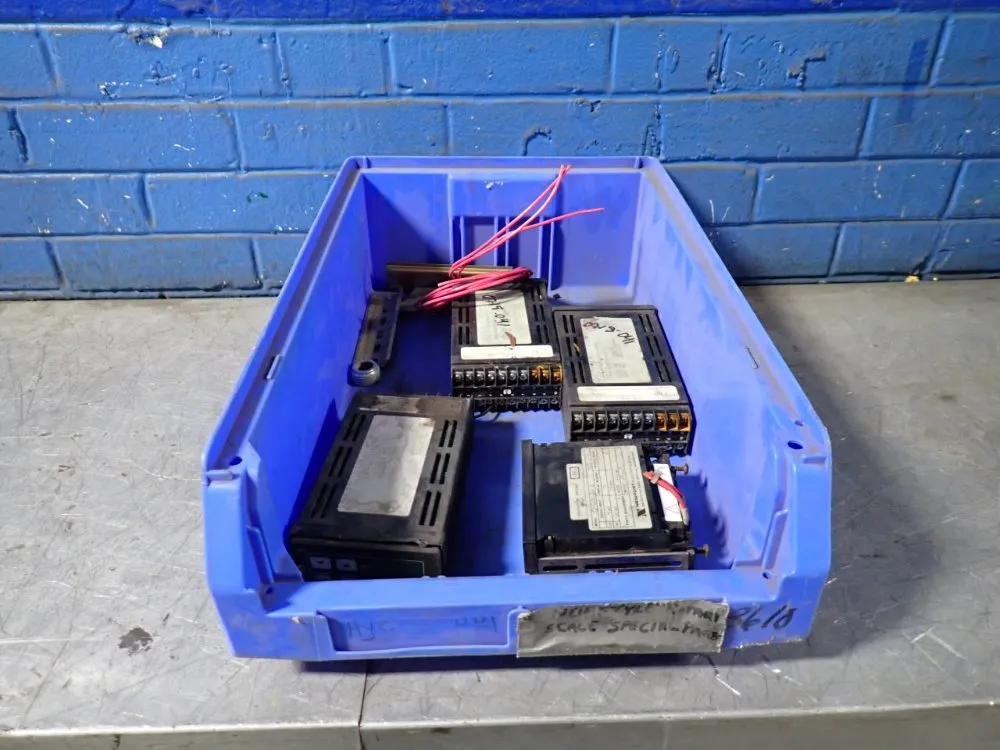 Eurotherm Controls Inc, Newport Elec. Thermocoupler