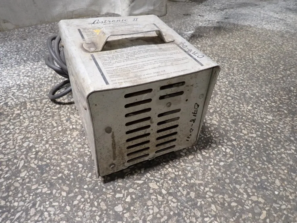 Lester Electrical Battery Charger - 7850