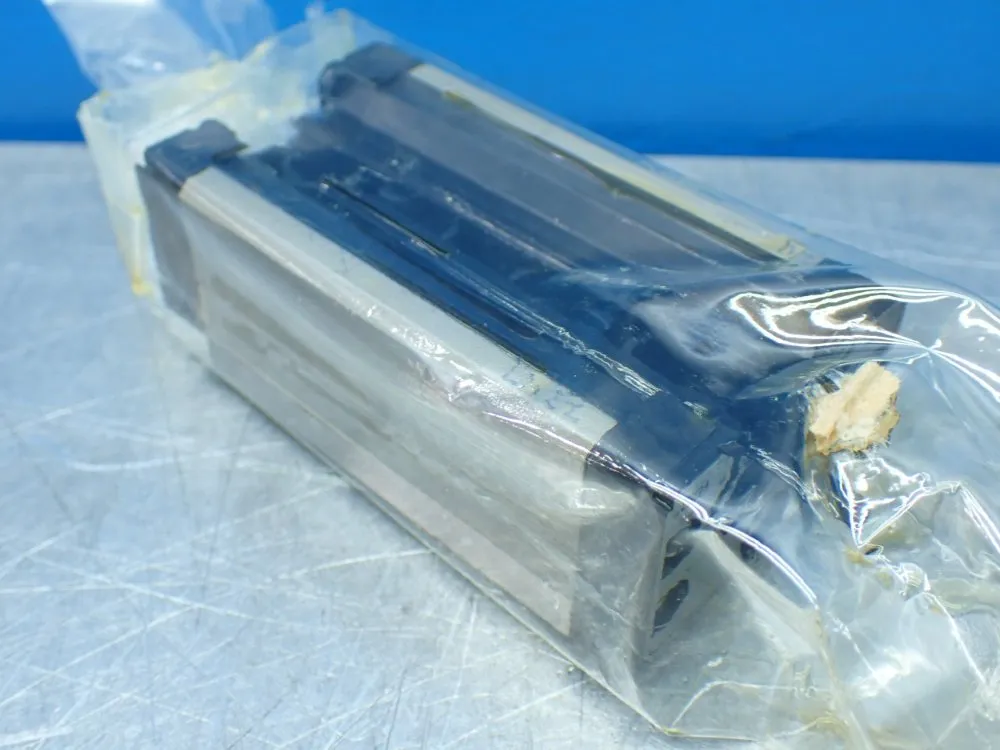 Thk 23mm Rail, 48mm Wide X 92mm Long Precision Linear Guide Block - Shs25r1ss(gk)