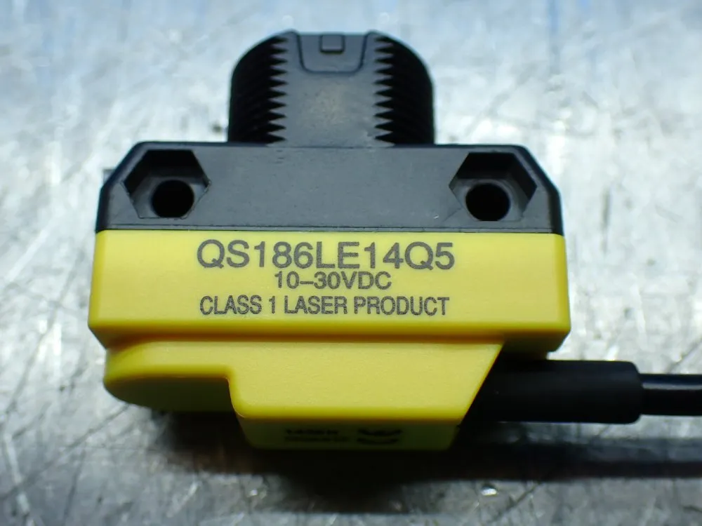 Banner All Purpose Photoelectric Switch - Qs186le14q5