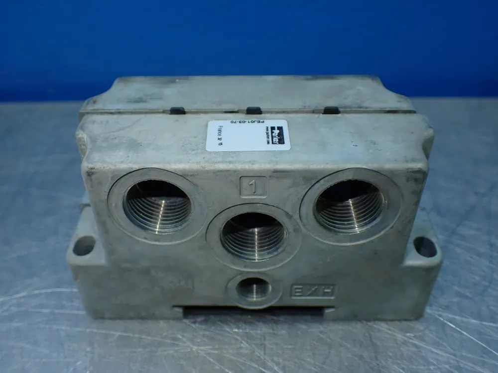 Parker Pneumatic Valve Base Plate Unit - Pej01-03-70