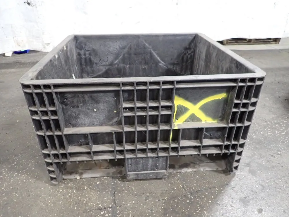 27 1/2" X 29 1/2" X 12" Stackable Plastic Basket