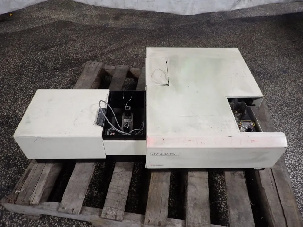 Shimadzu Spectrophotometer - Uv-3101pc