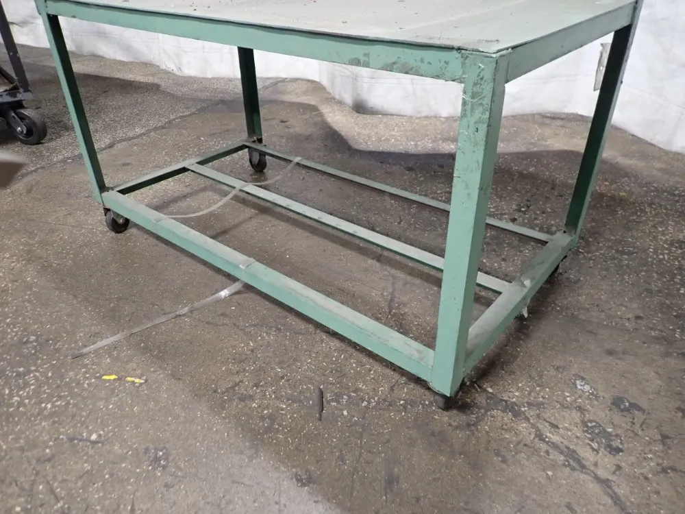 24 1/2" X 46" Cart