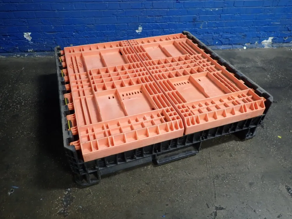 41 1/2" X 44" X 28" Collapsible Bulk Container