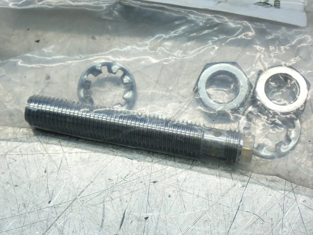 Balluff 2mm Range Inductive Proximity Sensor - Bes01au