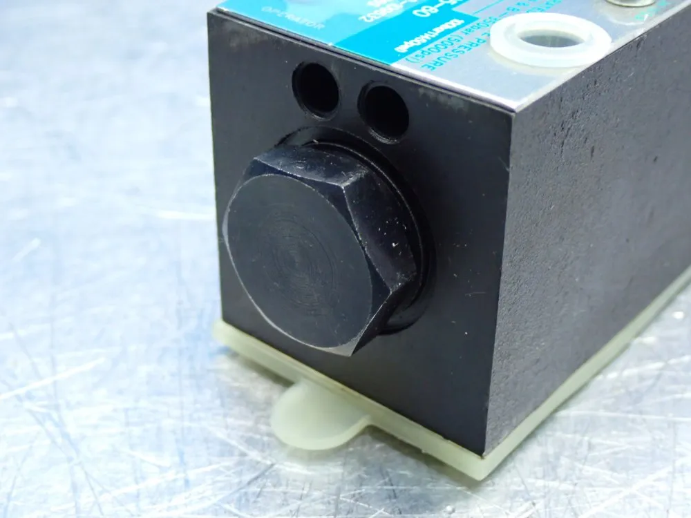 Vickers 100bar- 350bar, 80lpm Hydraulic Directional Control Valve - Dg4v-3s-2a-m-u-b5-60