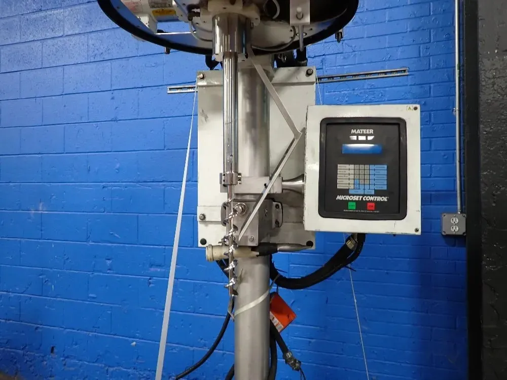 Mateer Burton Powder Filler